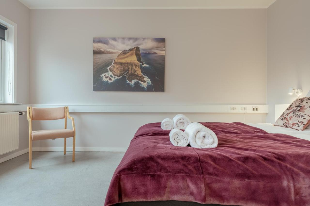 Torsgota Guesthouse - In The Heart Of Tórshavn Exteriör bild