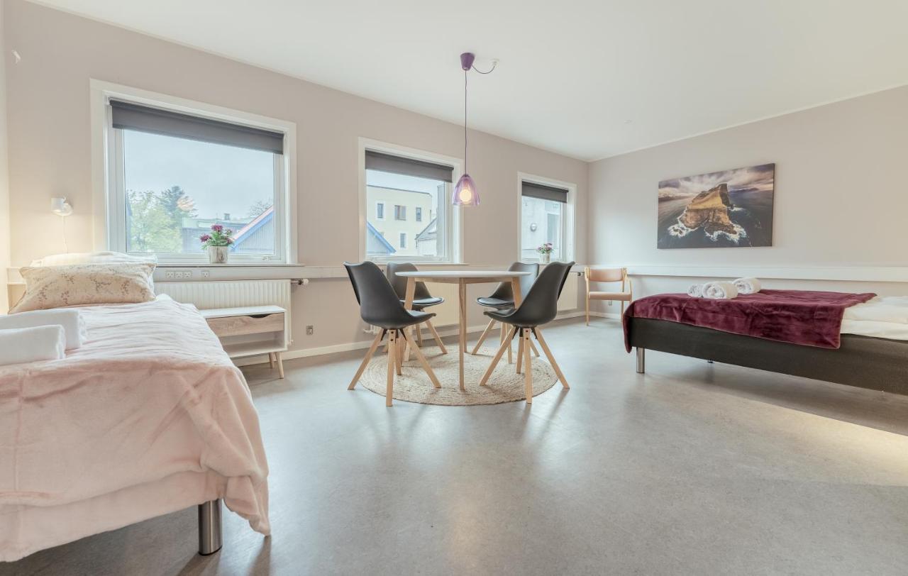 Torsgota Guesthouse - In The Heart Of Tórshavn Exteriör bild