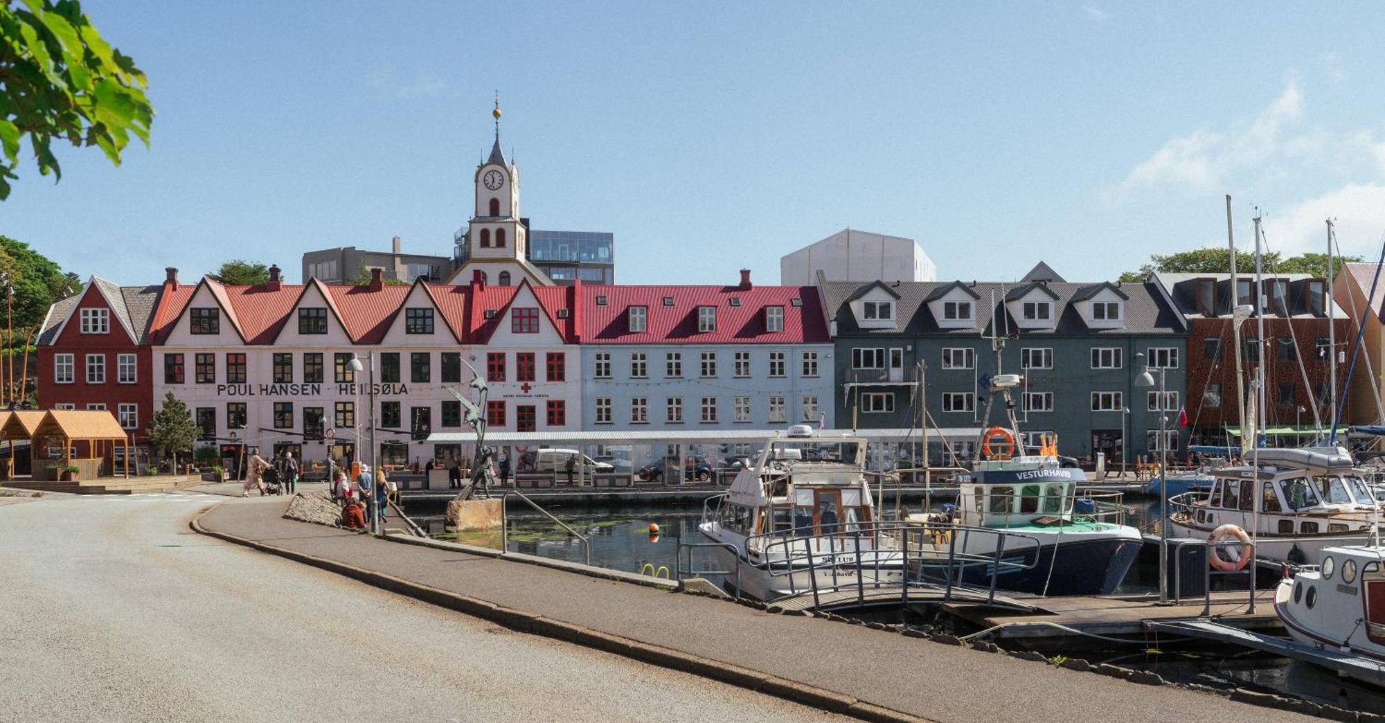 Torsgota Guesthouse - In The Heart Of Tórshavn Exteriör bild